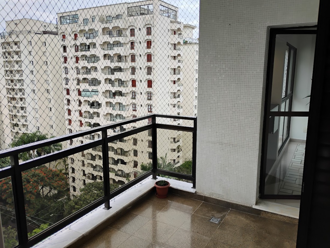 Apartamento, 3 quartos, 130 m² - Foto 2