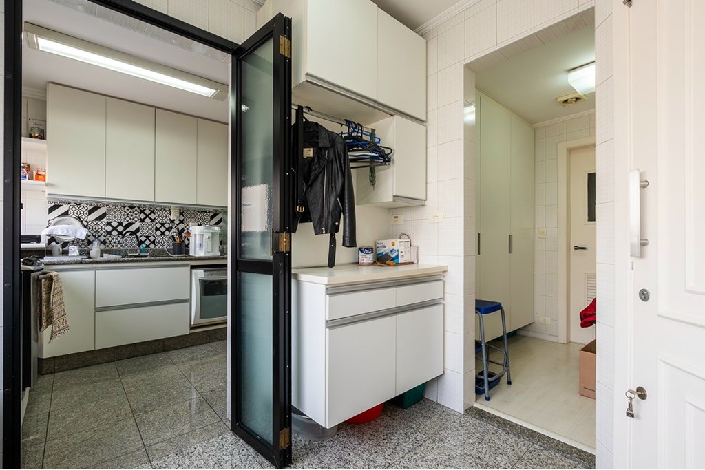 Apartamento, 3 quartos, 132 m² - Foto 2