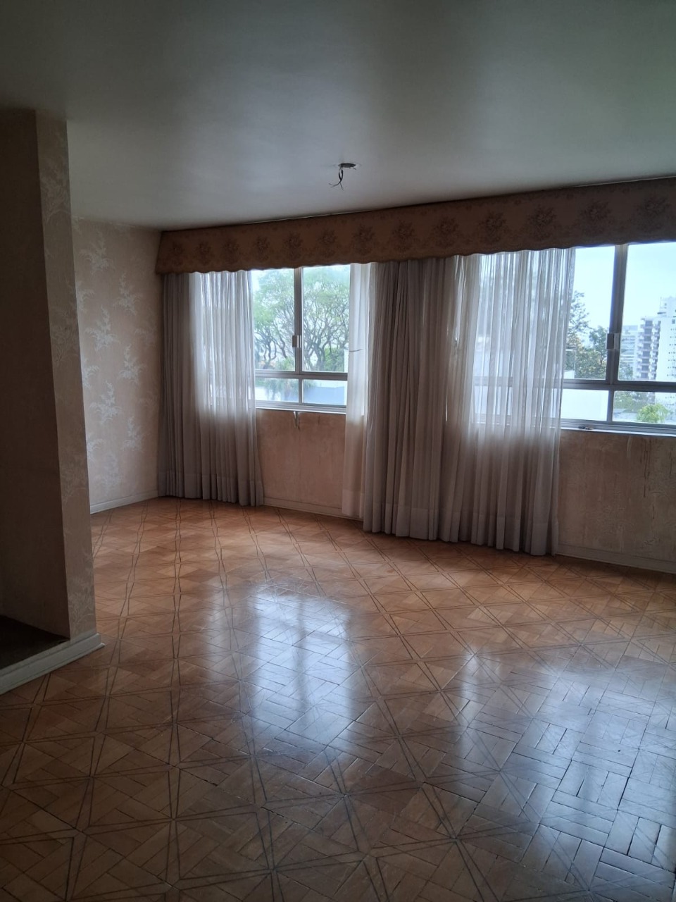 Apartamento, 3 quartos, 130 m² - Foto 2