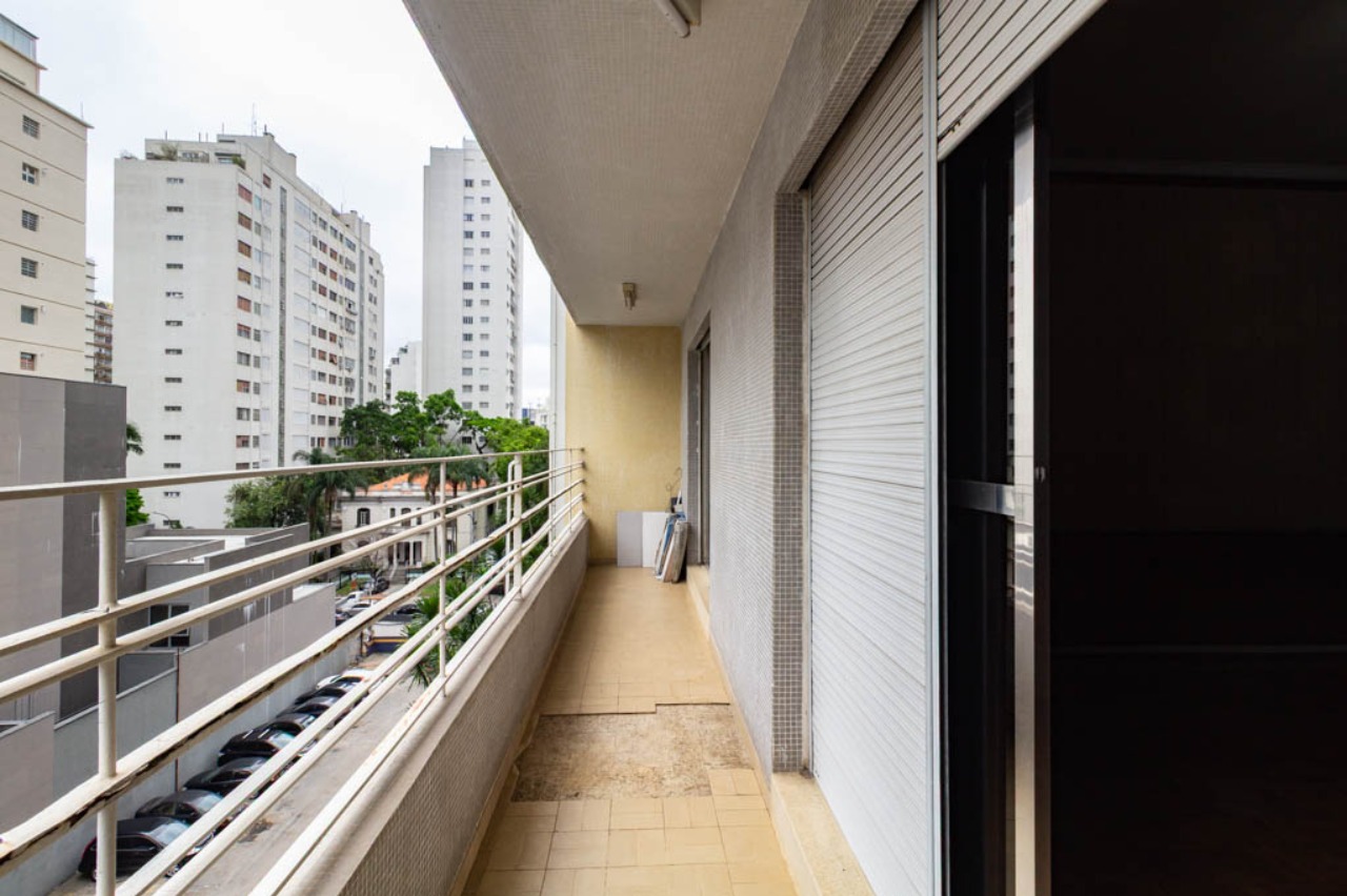 Apartamento, 3 quartos, 220 m² - Foto 1