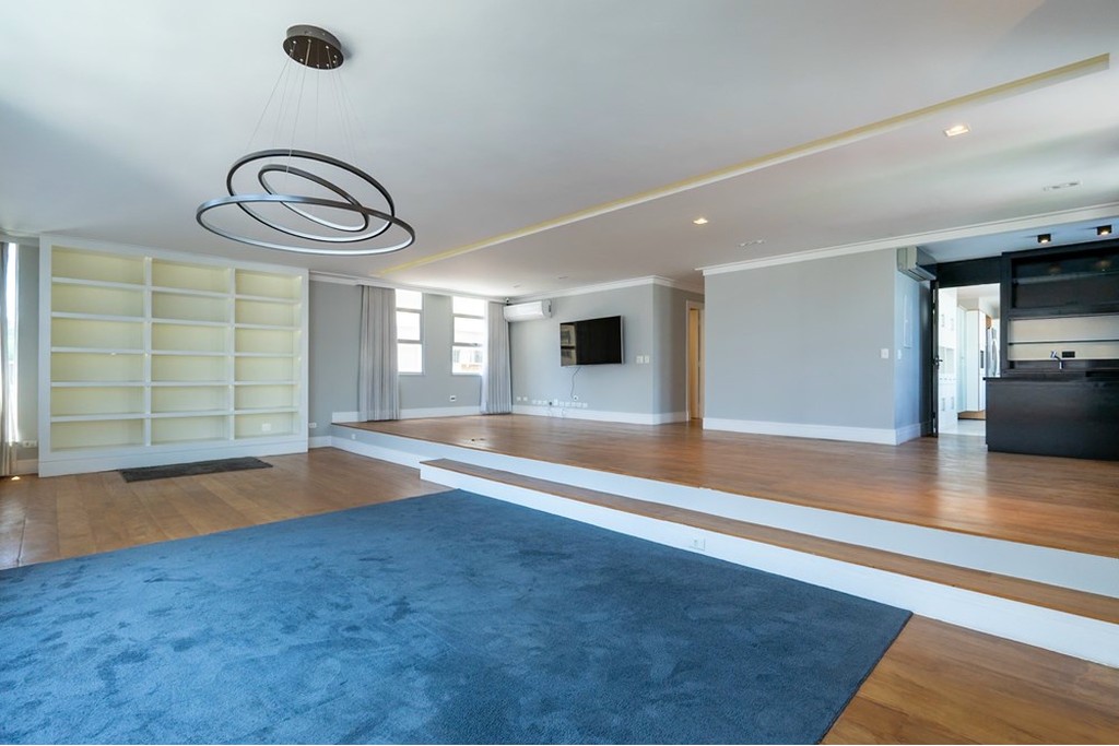 Apartamento, 3 quartos, 241 m² - Foto 2