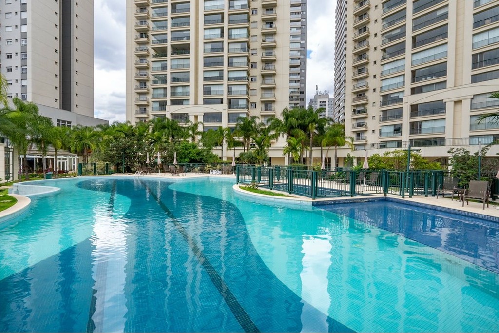 Apartamento, 3 quartos, 168 m² - Foto 1