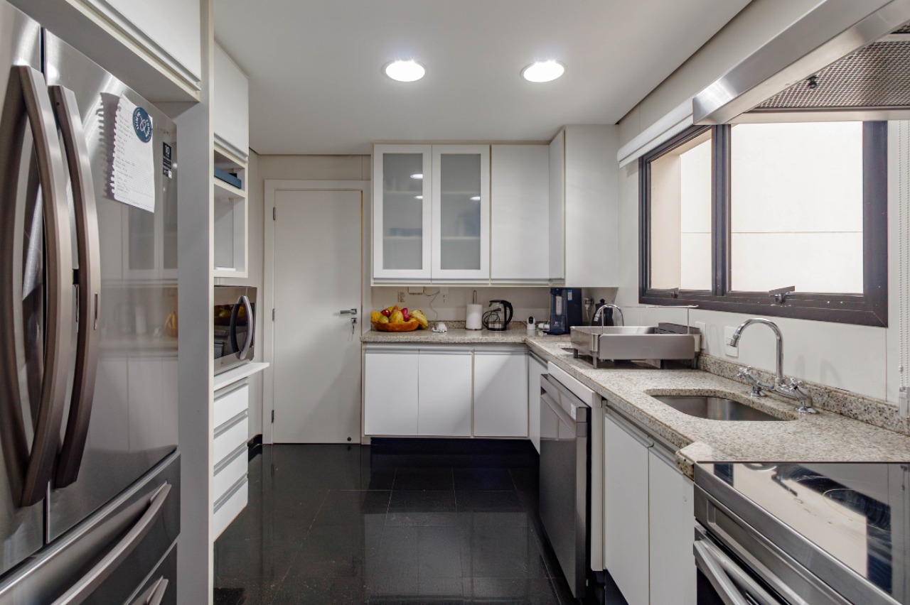 Apartamento, 4 quartos, 260 m² - Foto 22