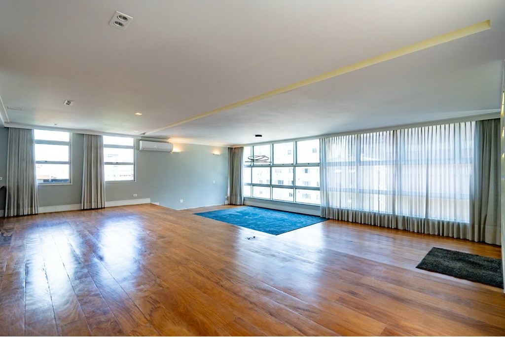Apartamento, 3 quartos, 241 m² - Foto 1
