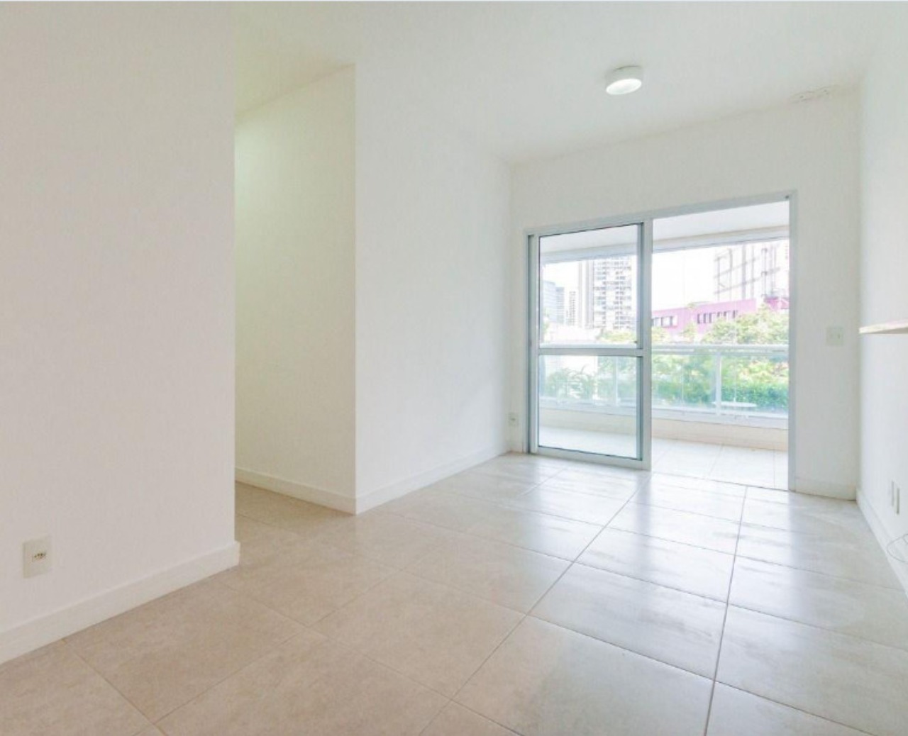 Apartamento, 2 quartos, 70 m² - Foto 2