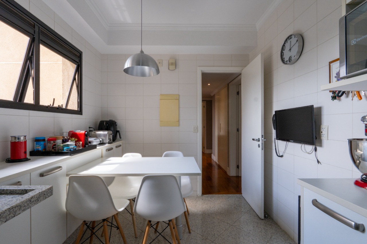 Apartamento, 4 quartos, 200 m² - Foto 11