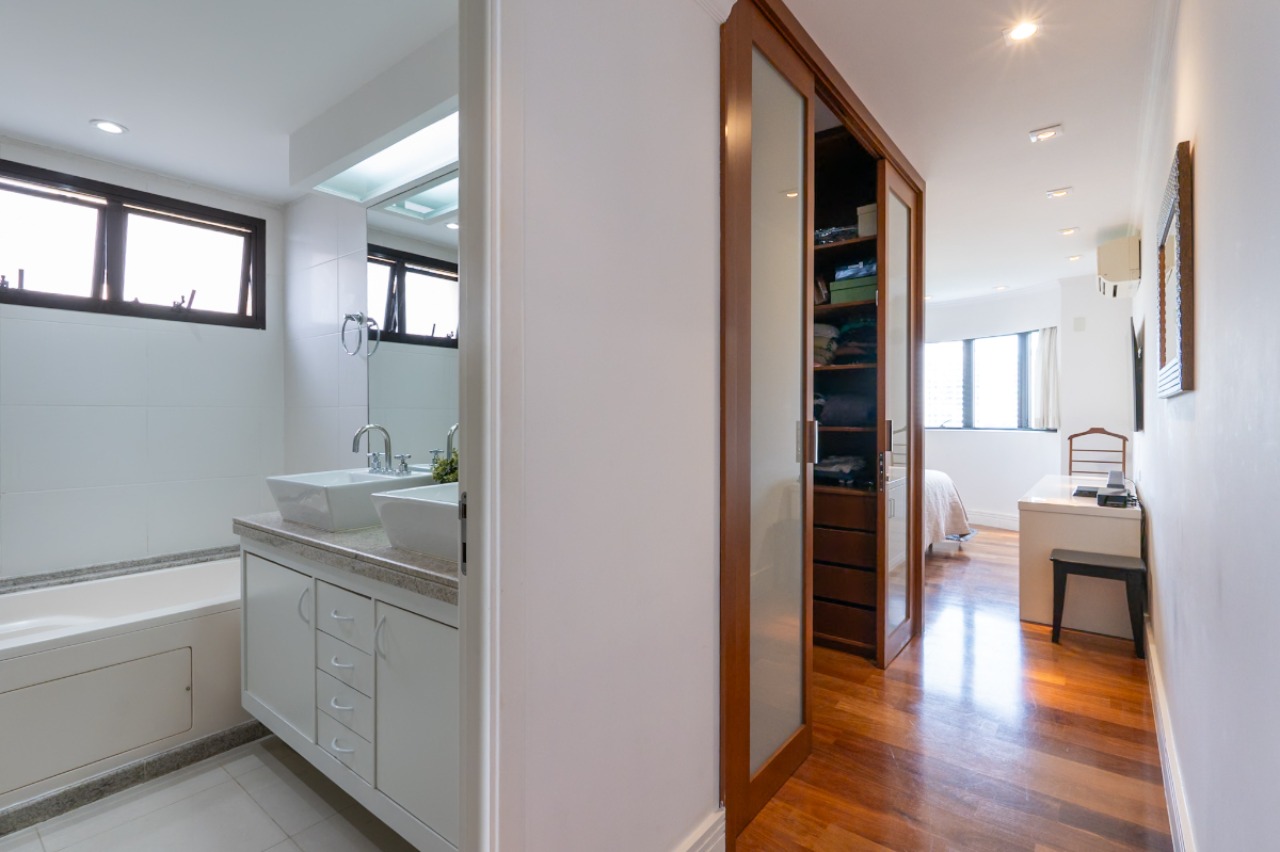 Apartamento, 4 quartos, 200 m² - Foto 40