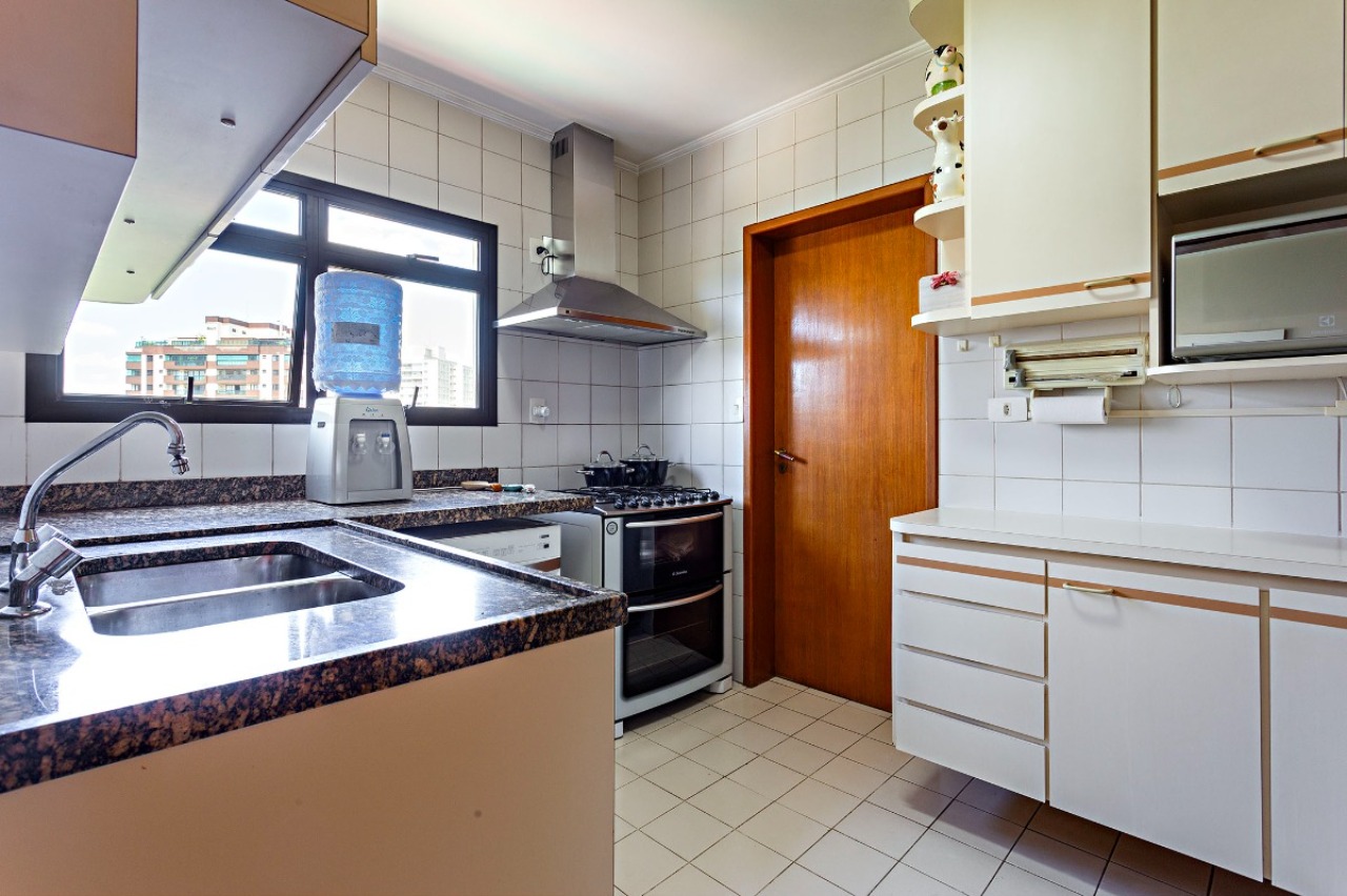 Apartamento, 4 quartos, 200 m² - Foto 28