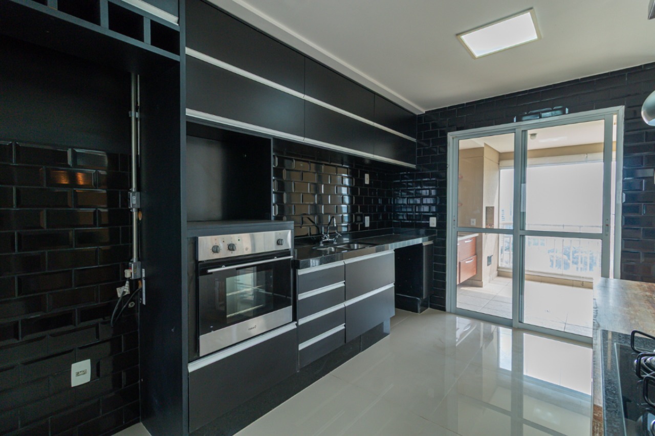 Apartamento, 3 quartos, 150 m² - Foto 1