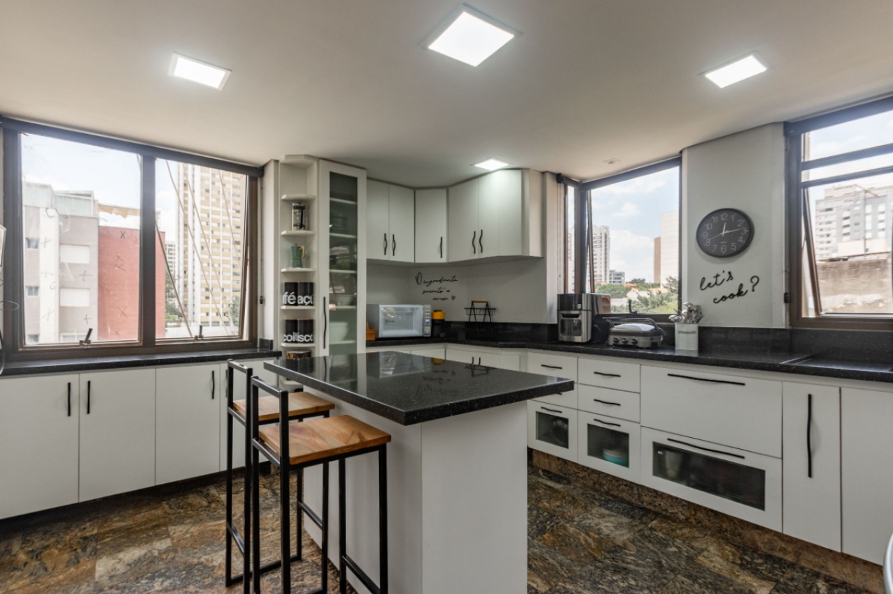 Apartamento, 3 quartos, 210 m² - Foto 13