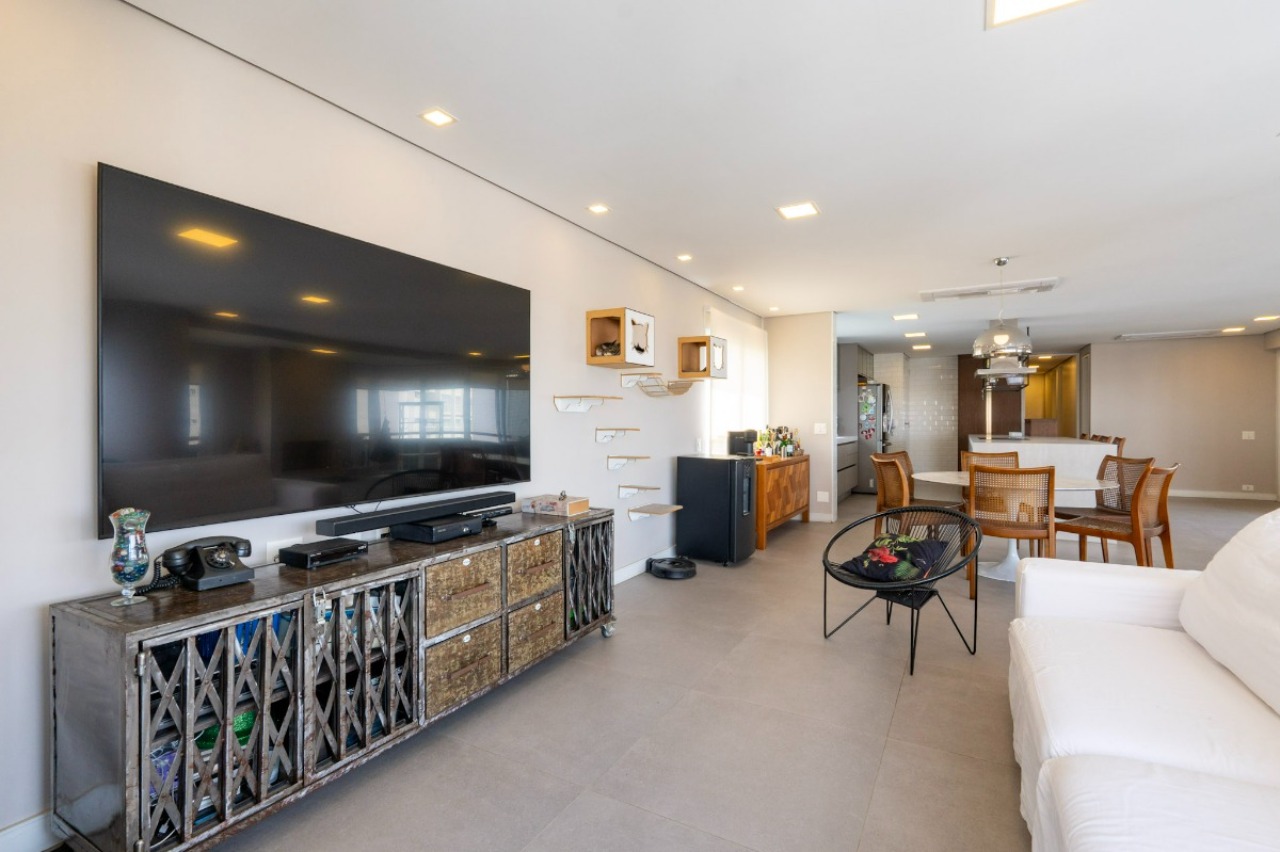 Apartamento, 4 quartos, 210 m² - Foto 17