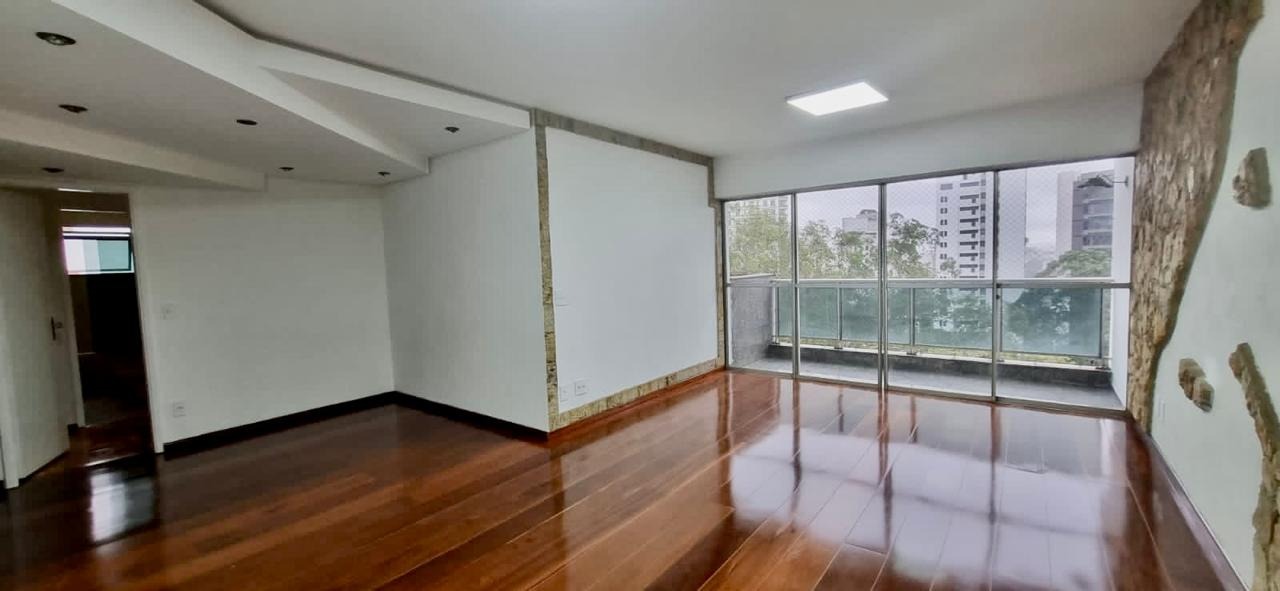 Apartamento, 3 quartos, 130 m² - Foto 1