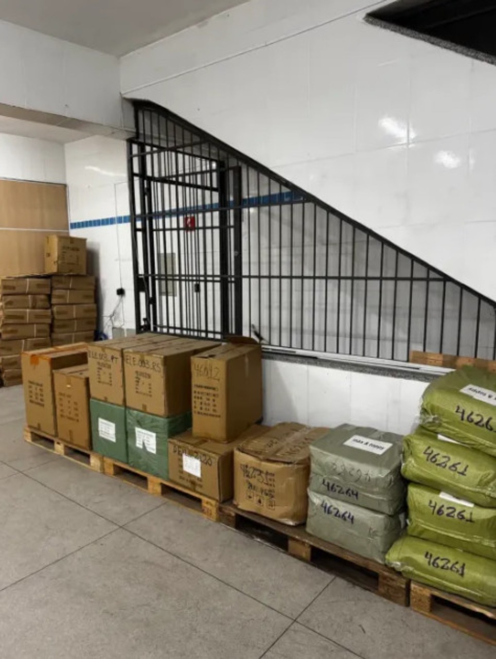 Prédio Inteiro - Foto 2