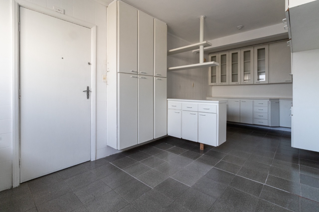 Apartamento, 3 quartos, 140 m² - Foto 12