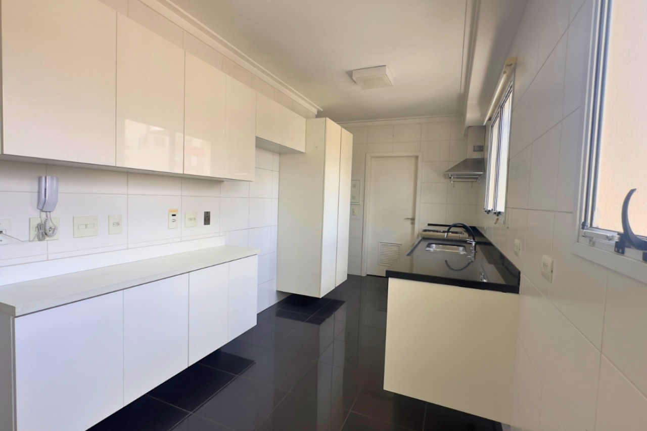 Apartamento, 4 quartos, 202 m² - Foto 31