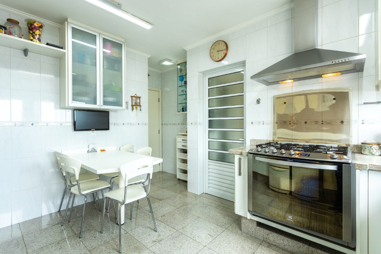 Apartamento, 4 quartos, 180 m² - Foto 32