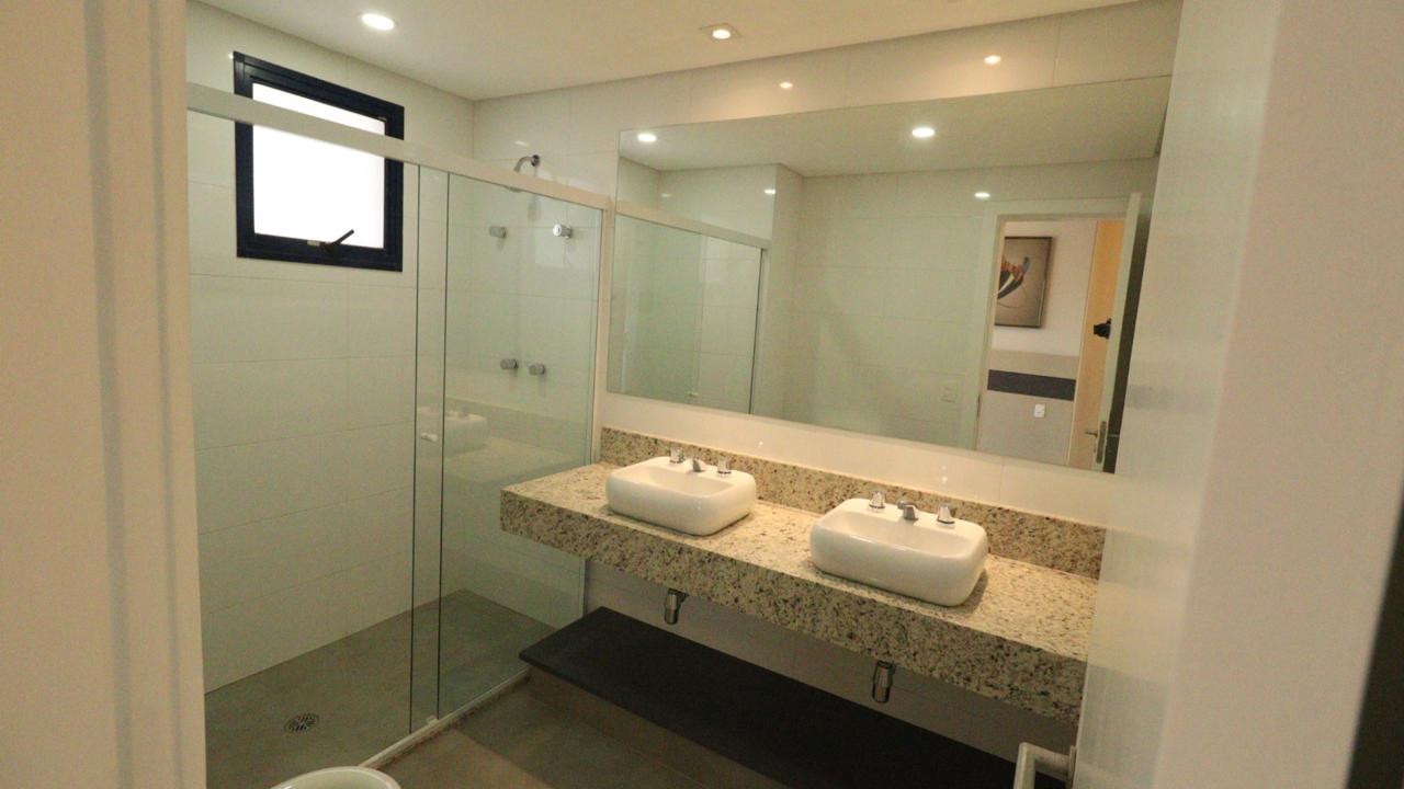 Cobertura, 3 quartos, 210 m² - Foto 3