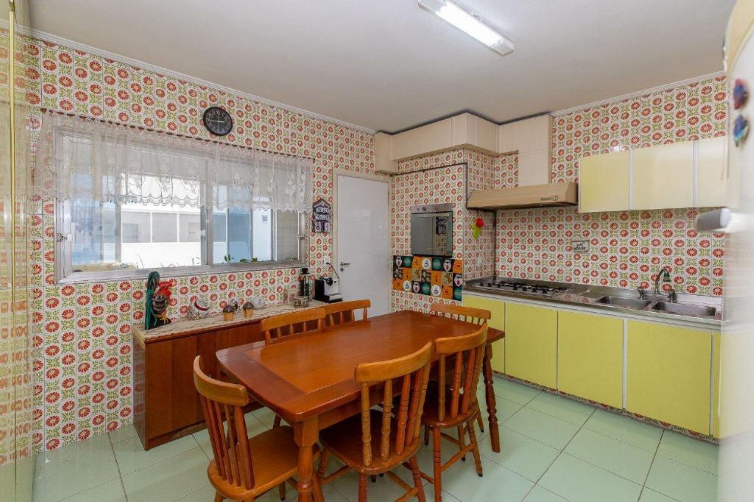 Apartamento, 3 quartos, 160 m² - Foto 1