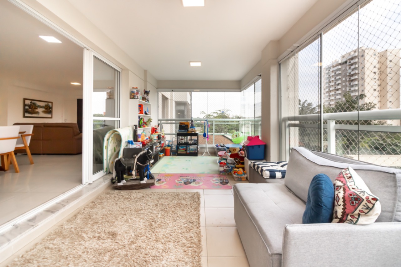 Apartamento, 3 quartos, 210 m² - Foto 1