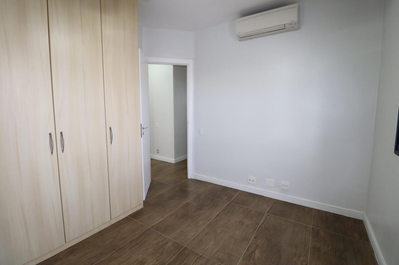 Cobertura, 3 quartos, 210 m² - Foto 4