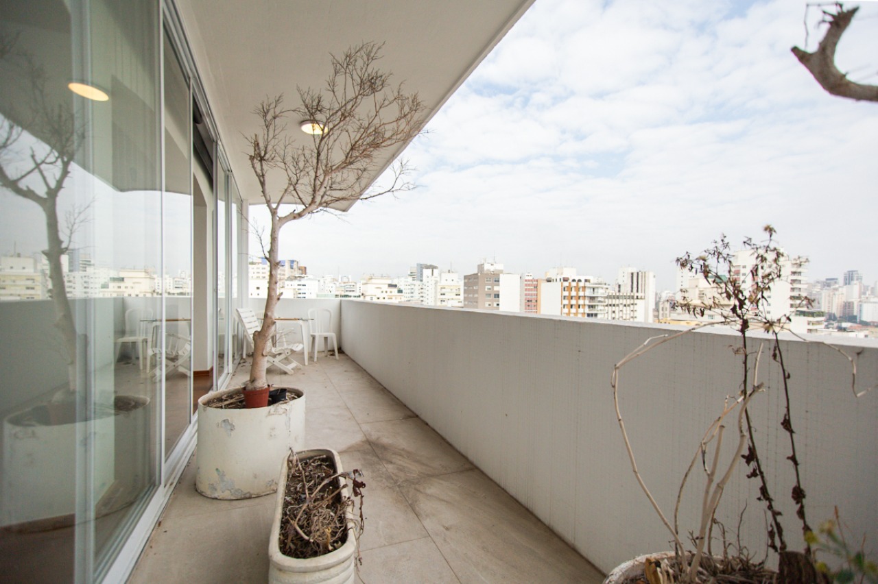 Apartamento, 3 quartos, 270 m² - Foto 1