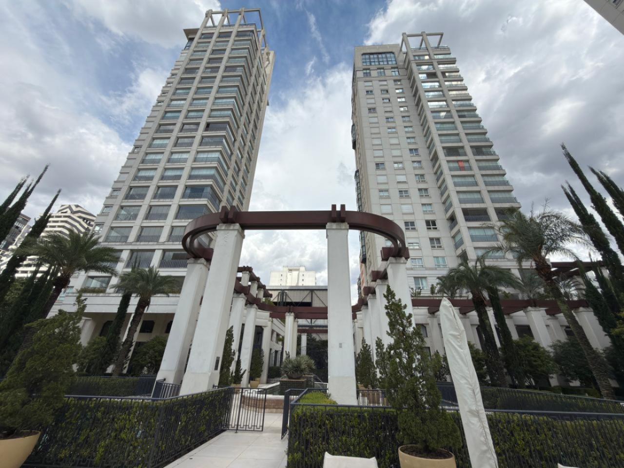 Apartamento, 3 quartos, 220 m² - Foto 82