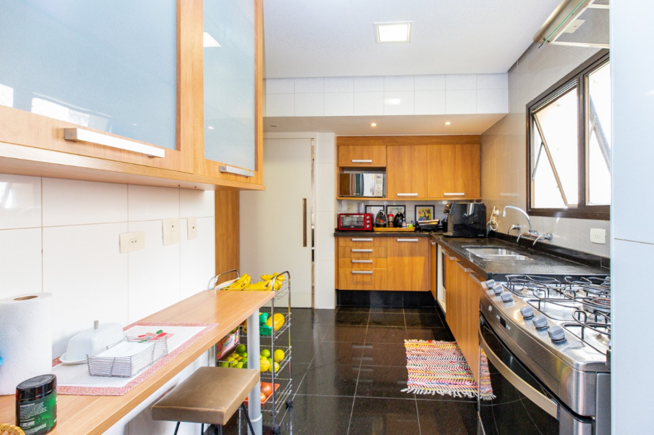 Apartamento, 3 quartos, 220 m² - Foto 11