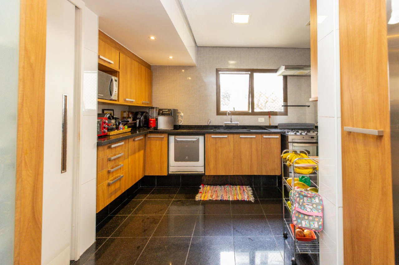Apartamento, 3 quartos, 220 m² - Foto 12