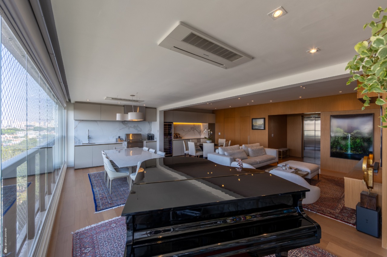 Apartamento, 3 quartos, 170 m² - Foto 1