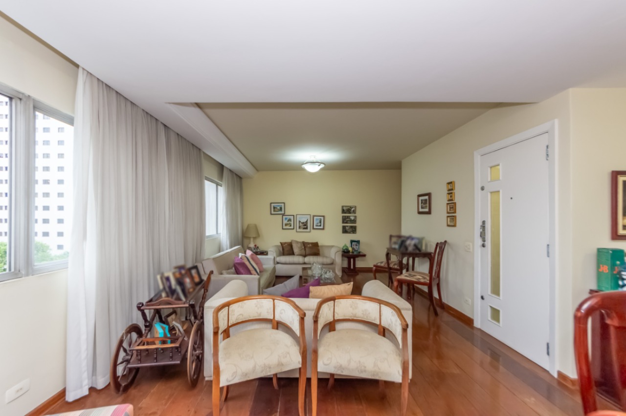 Apartamento, 3 quartos, 200 m² - Foto 2
