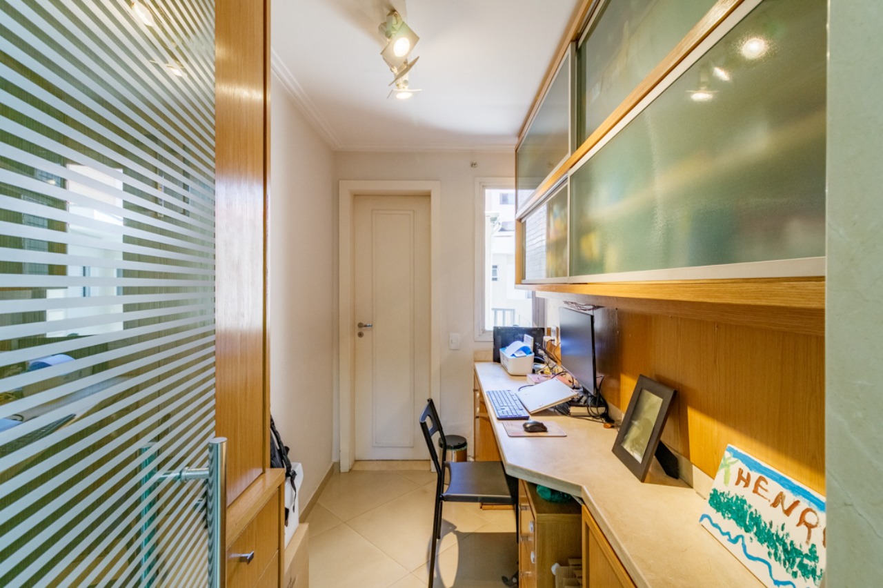 Apartamento, 3 quartos, 140 m² - Foto 28