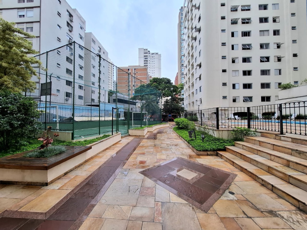 Apartamento, 3 quartos, 100 m² - Foto 2