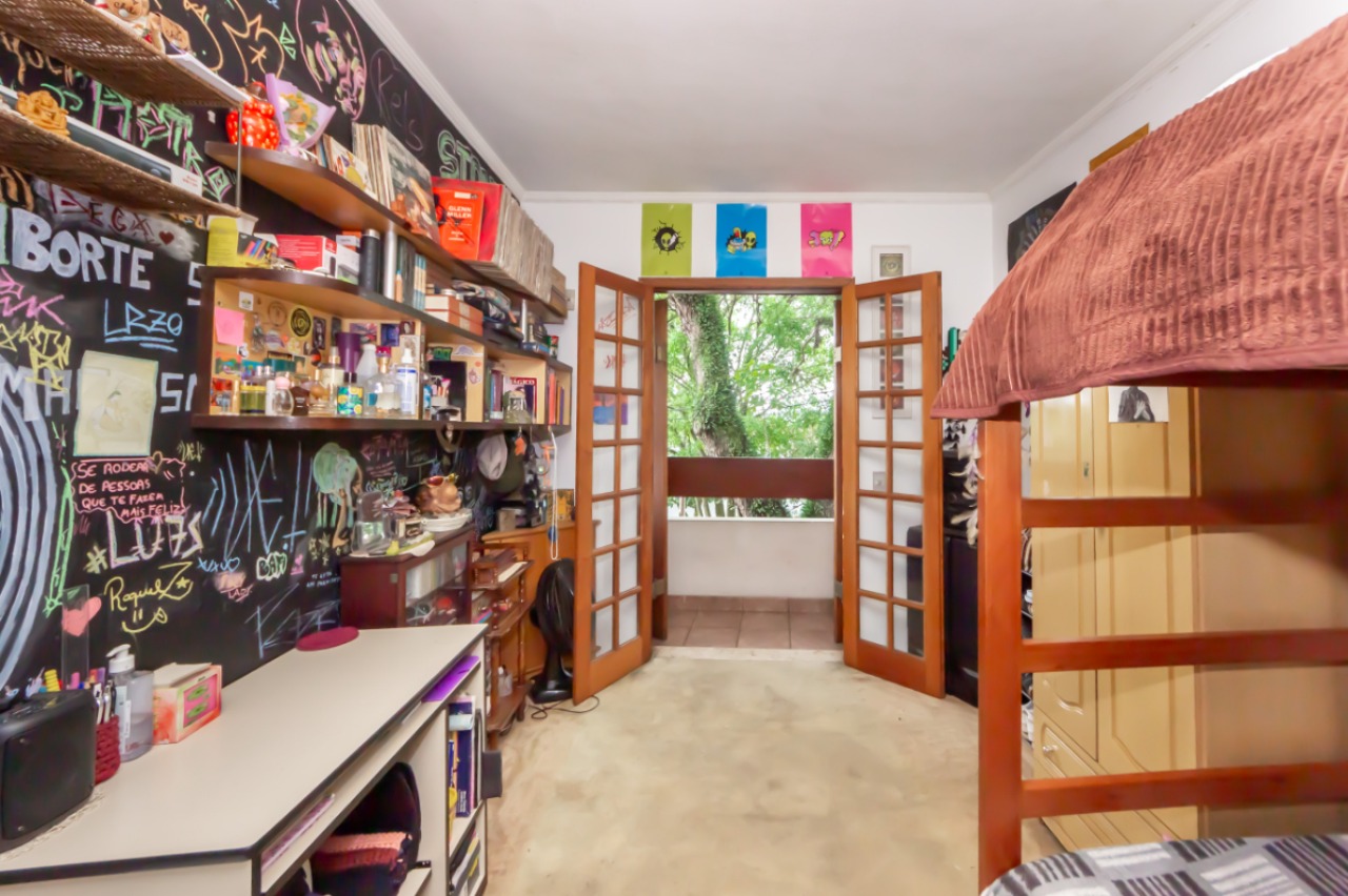 Casa, 4 quartos, 260 m² - Foto 29