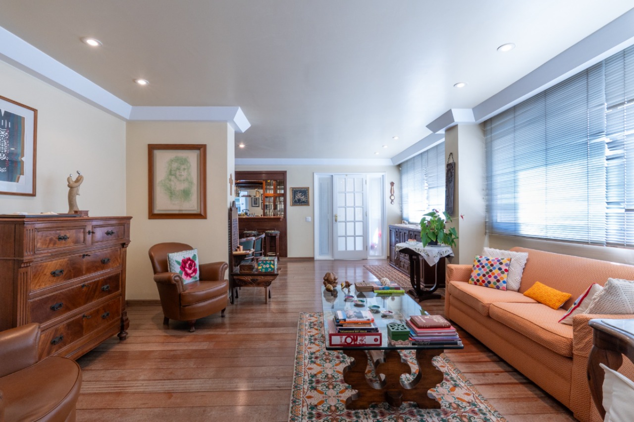 Apartamento, 4 quartos, 224 m² - Foto 2