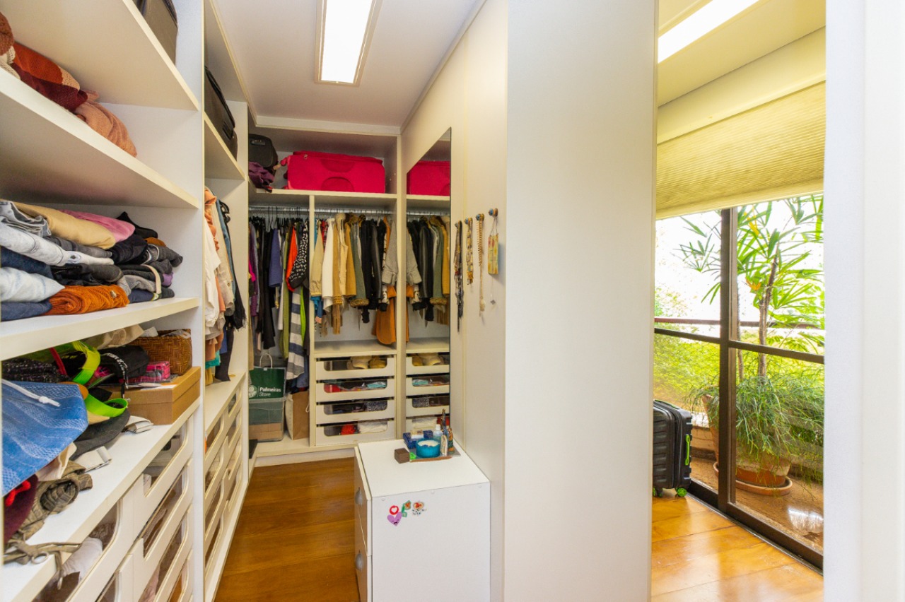 Apartamento, 3 quartos, 220 m² - Foto 33