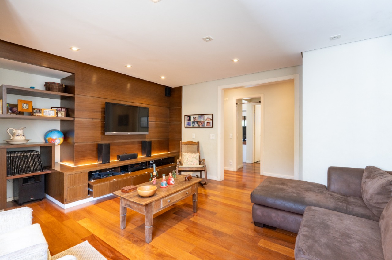 Apartamento, 3 quartos, 240 m² - Foto 8