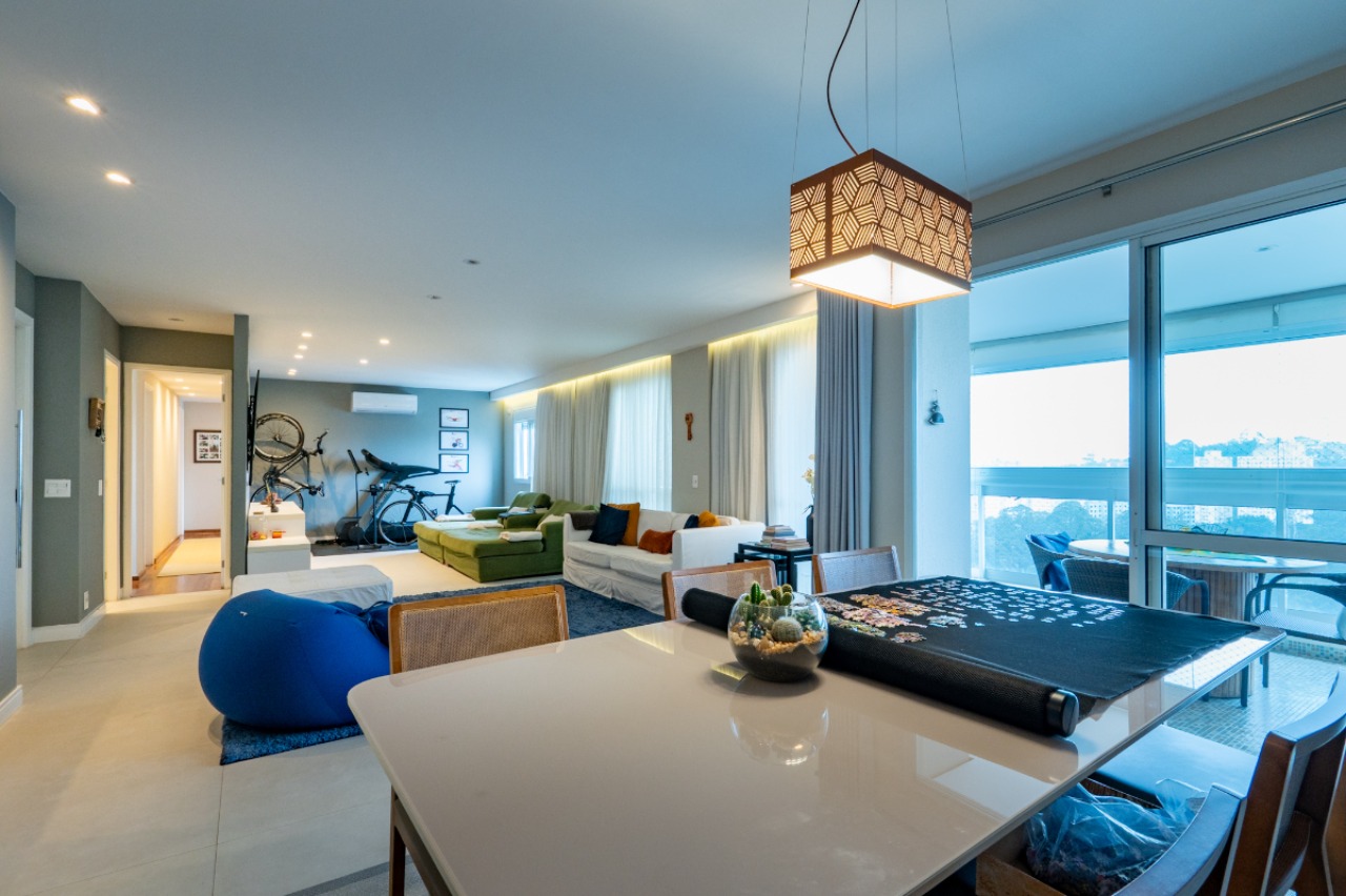 Apartamento, 3 quartos, 180 m² - Foto 1