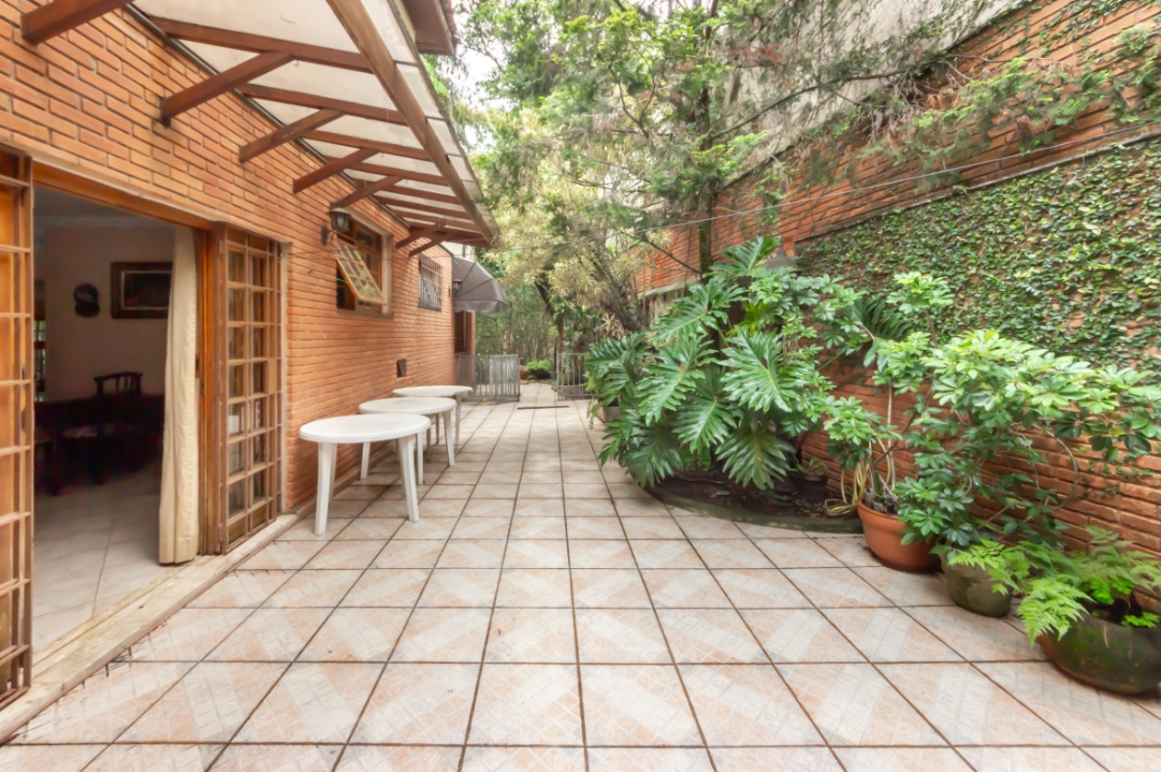Casa, 4 quartos, 260 m² - Foto 3