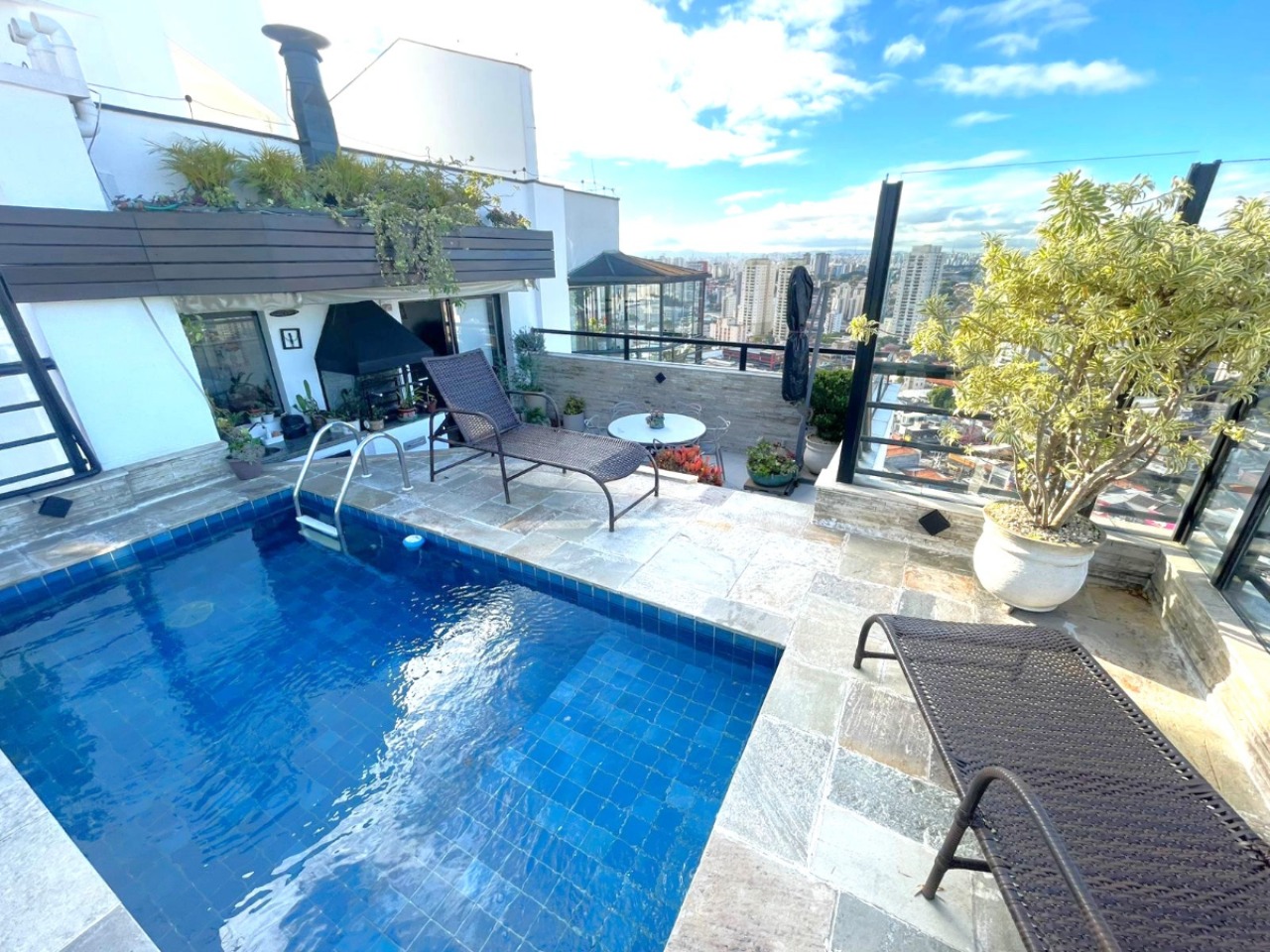 Cobertura, 3 quartos, 220 m² - Foto 4