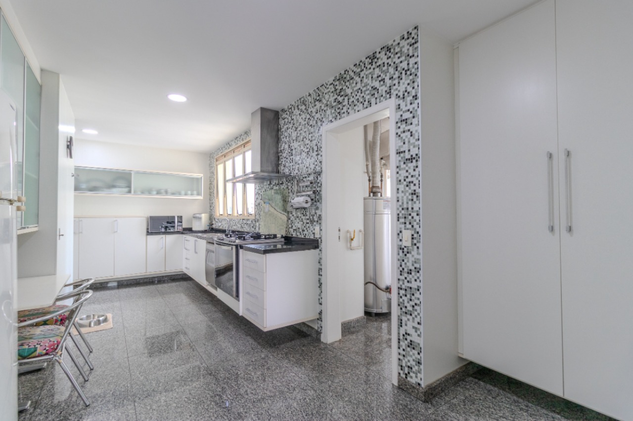 Apartamento, 3 quartos, 240 m² - Foto 8