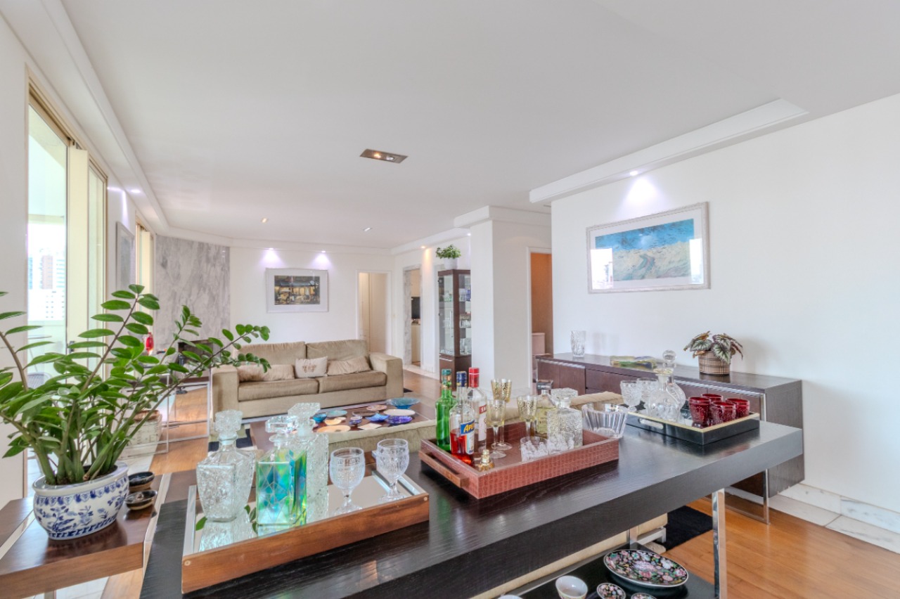 Apartamento, 3 quartos, 240 m² - Foto 5