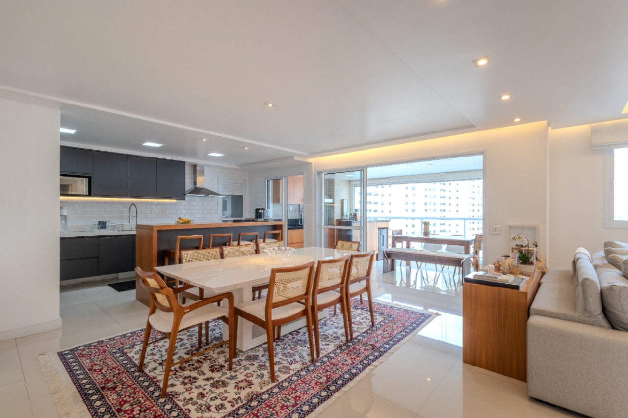 Apartamento, 3 quartos, 140 m² - Foto 2