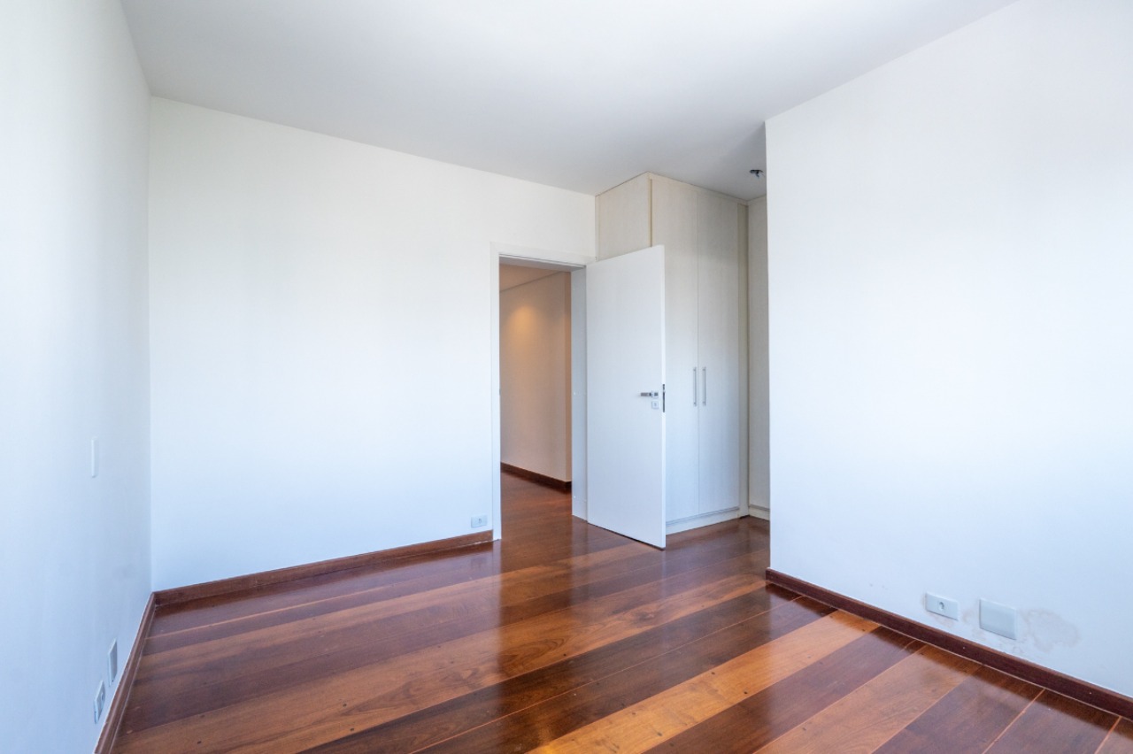 Apartamento, 4 quartos, 180 m² - Foto 12