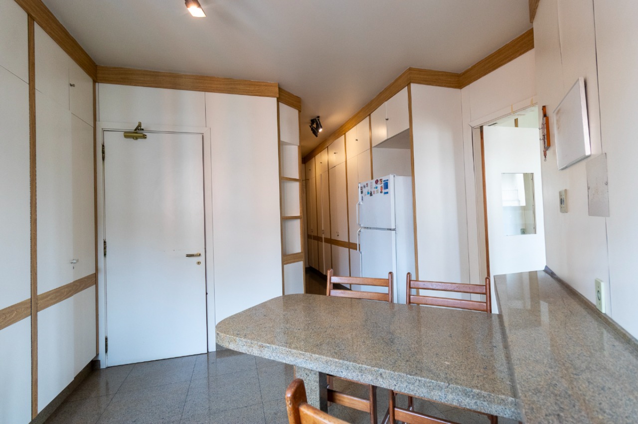 Apartamento, 3 quartos, 330 m² - Foto 11
