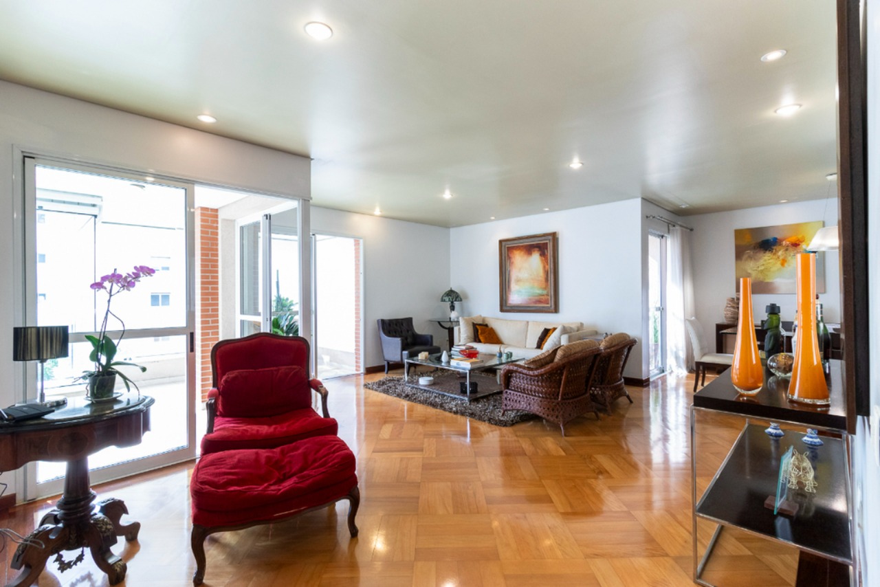 Apartamento, 3 quartos, 195 m² - Foto 2