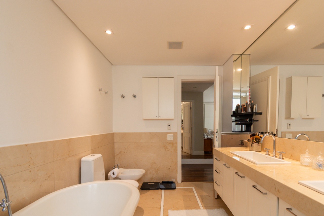 Apartamento, 3 quartos, 250 m² - Foto 35