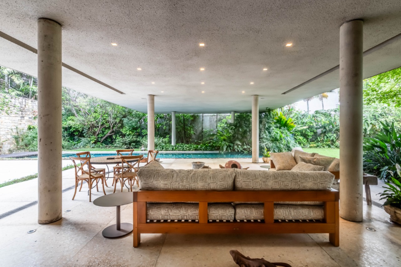 Casa, 3 quartos, 1040 m² - Foto 1
