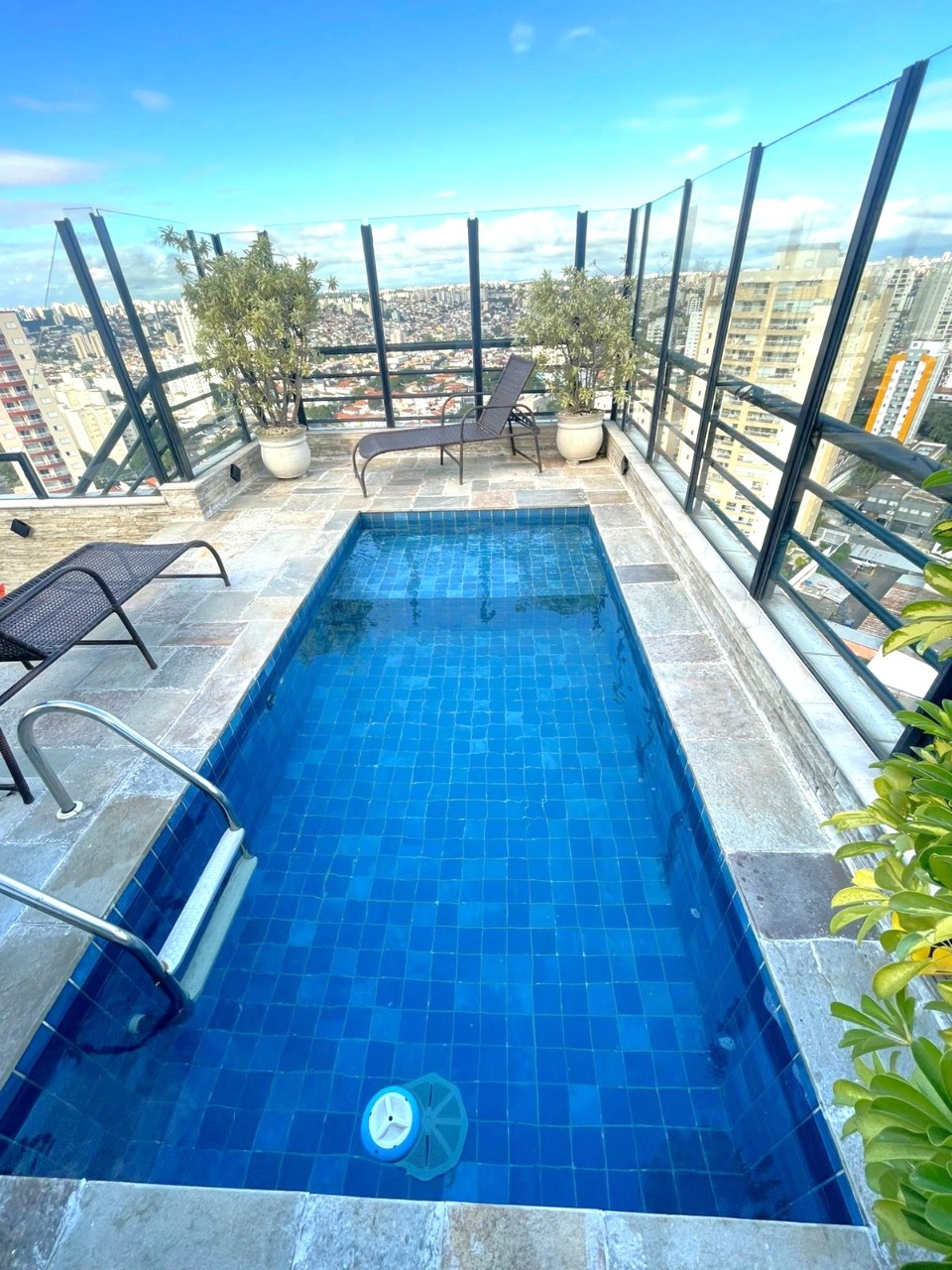 Cobertura, 3 quartos, 220 m² - Foto 1