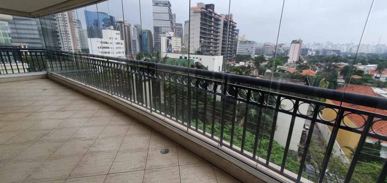 Apartamento, 4 quartos, 220 m² - Foto 1