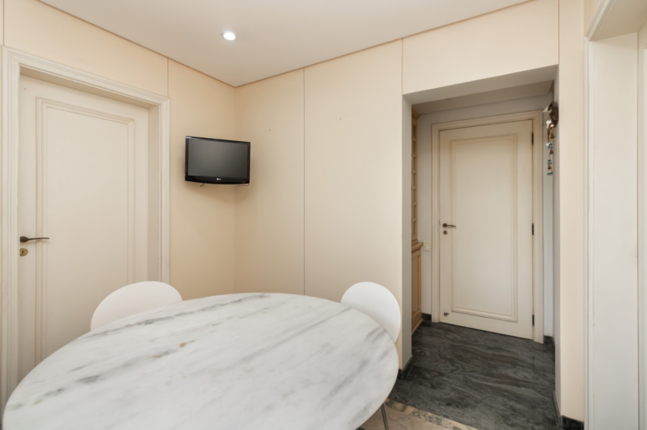 Apartamento, 4 quartos, 250 m² - Foto 11